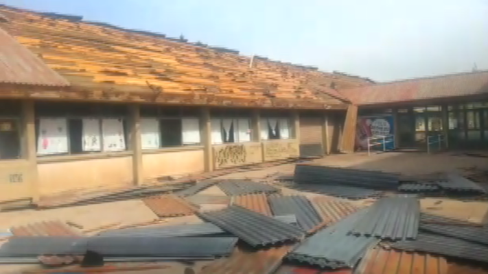 Alto Río Senguer: Evalúan daños del temporal en viviendas y en la Escuela 106