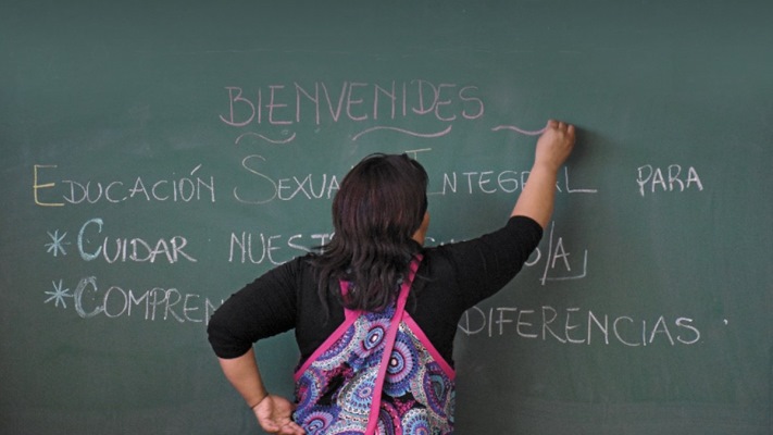 Otro contundente «no» de la RAE al lenguaje inclusivo