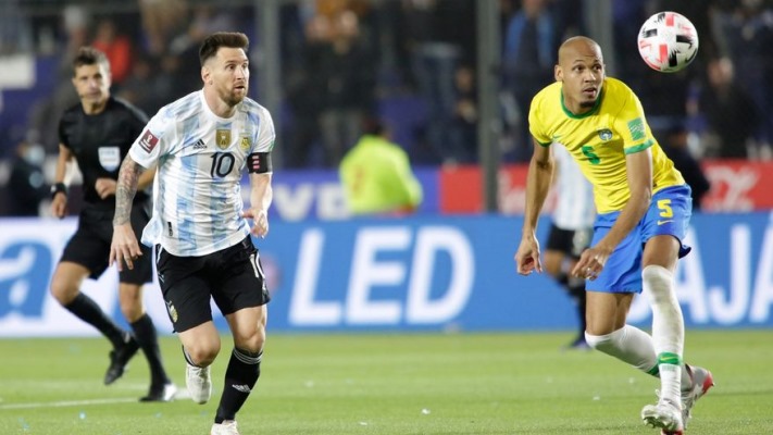 Argentina empató con Brasil y se metió en Qatar 2022 con la derrota de Chile