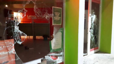 Turistas de El Bolsón se vieron afectados por los cortes de ruta y actos de violencia