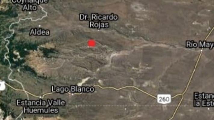 Importante incendio de pastizales a 15 kilómetros de Ricardo Rojas