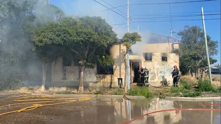 Incendio en las oficinas del Instituto Provincial del Agua en Rawson