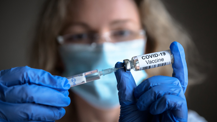 La OMS advirtió que la inmunidad de las vacunas contra el Covid dura seis meses