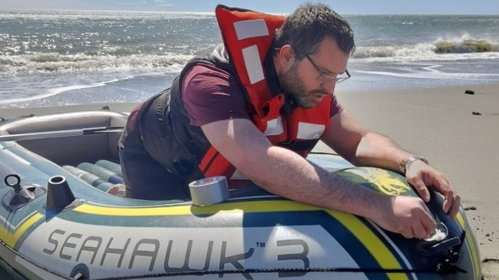 Probó su bote inflable para ir de vacaciones a Madryn y desapareció en el mar