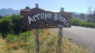 Arroyo Blanco: realizan tareas de limpieza y puesta en valor de espacios turísticos