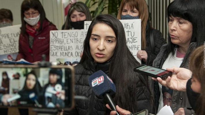 «No tuvimos la suerte de que la jueza se acercara a nosotros como a él», sostuvo la hermana de «Tito» Roberts