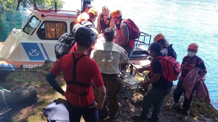Prefectura evacuó de urgencia a un turista en Villa la Angostura