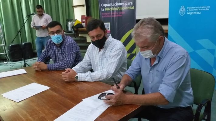 El Programa Nacional de Capacitación para la Educación Ambiental llega a Río Senguer y Trevelin