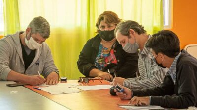 ATECH, chubut, Gobierno del Chubut, gremios docentes, inicio de clases, paritaria docente