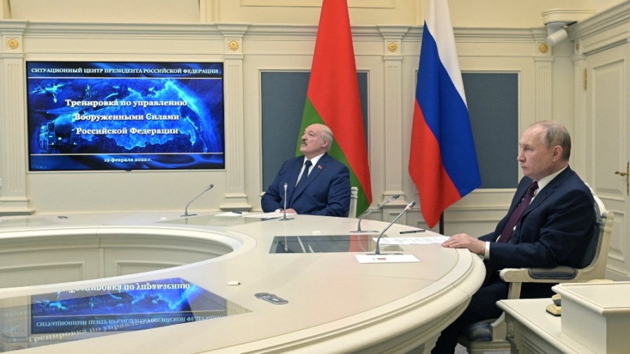 Putin decidirá hoy si reconoce la independencia de territorios separatistas prorrusos