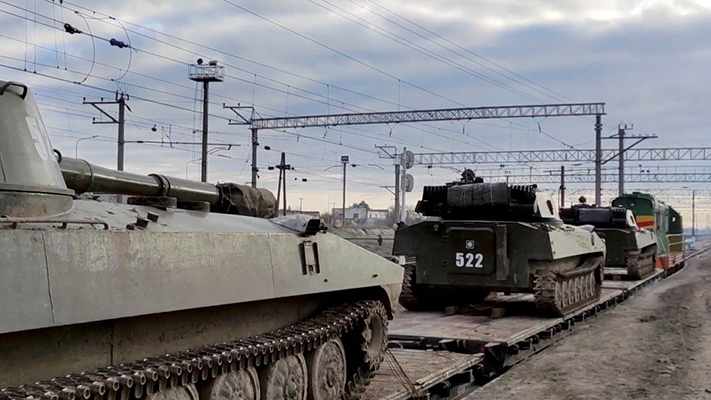 Rusia anunció el retiro de más tropas de la frontera con Ucrania