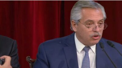 Alberto Fernández habla ante la Asamblea Legislativa