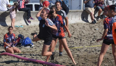 De cara a los Juegos Evita de Playa, el Beach handball entrena en Madryn