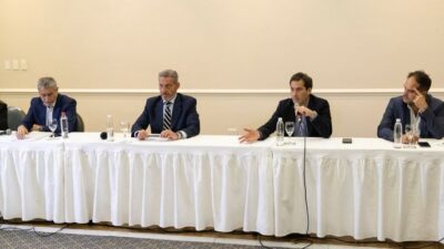Comodoro Rivadavia, Jorge Horacio Ferraresi, Juan Pablo Luque, Vivienda