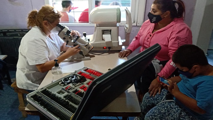 Más de 600 vecinos de Madryn accedieron a controles oftalmológicos gratuitos