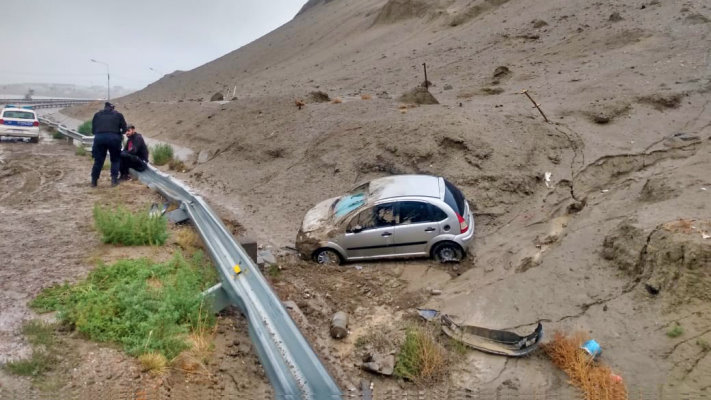 Lluvia, caos de tránsito y accidentes en Comodoro Rivadavia