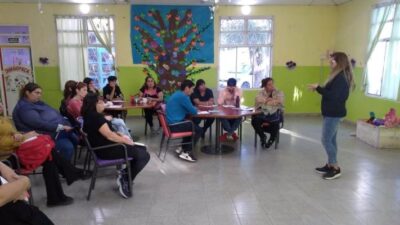 Personal de la Casa del Niño de Comodoro se capacitó sobre derechos de las infancias