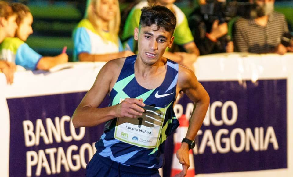 “Coco” Muñoz corrió el Medio Maratón de Rosario