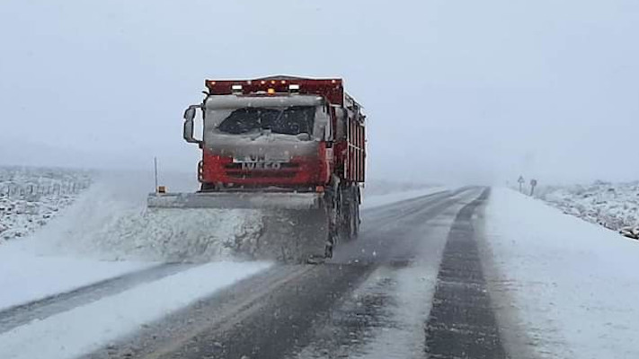 Intensas nevadas complican el tránsito en la Comarca