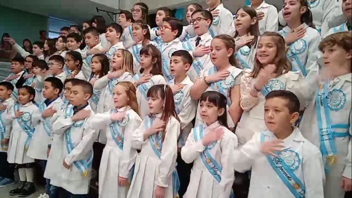 En un emotivo acto, los alumnos de la Escuela 53 prometieron Lealtad a la Bandera