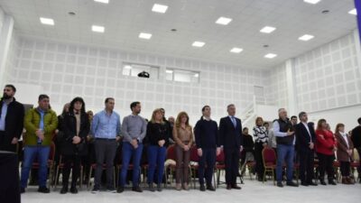 Arcioni inauguró el Centro de Encuentro Zona Norte de Comodoro