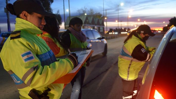 Casi un centenar de conductores dieron positivo a los controles de alcoholemia