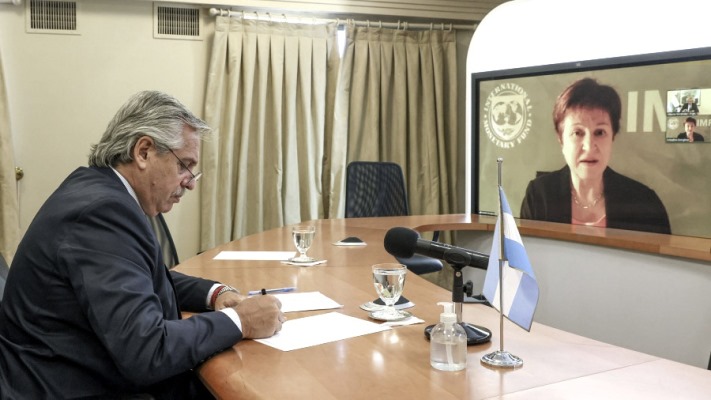 El FMI aprobó revisión del acuerdo con la Argentina