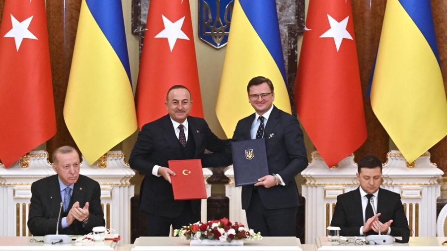 Turquía anunció un acuerdo para la exportación del grano ucraniano