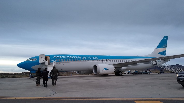 Amenaza de bomba: vuelo de Aerolíneas debió aterrizar de emergencia en Chubut