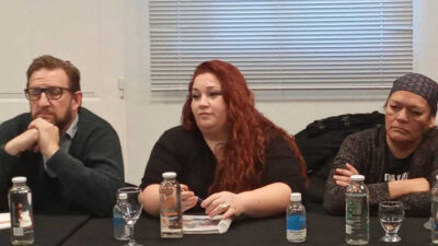 Goodman reconoció haber arrojado cubiertas para avivar el fuego