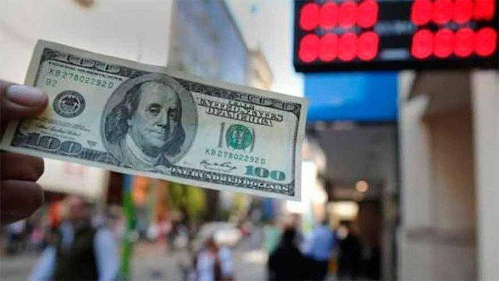 El dólar blue vuelve a subir