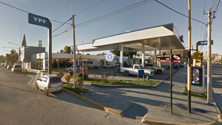 Estaciones de servicio de YPF aceptarán pago con tarjeta de crédito