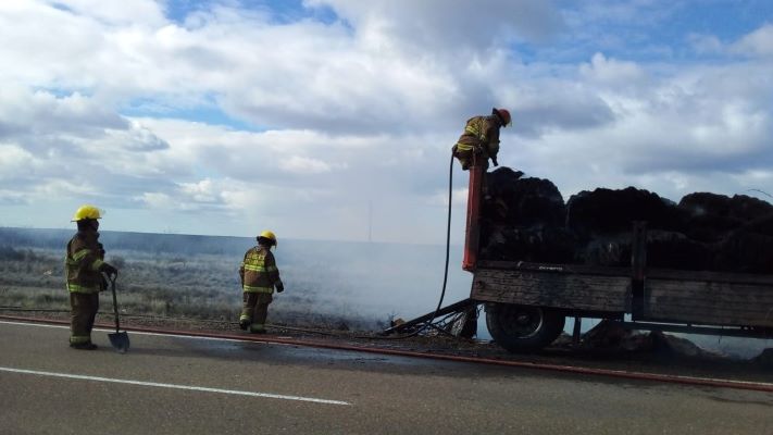 Se incendió el acoplado de un camión sobre la Ruta 3