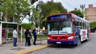 art, deudas salariales, Transporte urbano, TRELEW