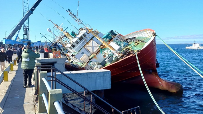 Escoró un barco de la empresa Pescargen en Puerto Madryn