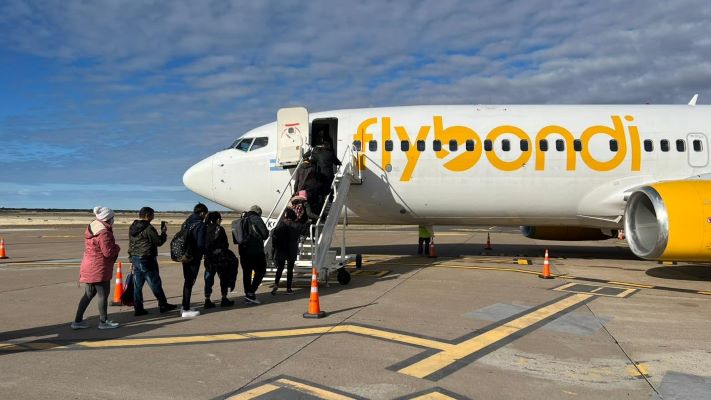 Buscan aumentar la frecuencia de Flybondi a Puerto Madryn