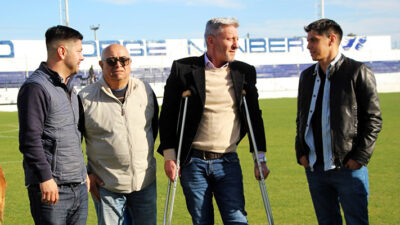 Etiquetas: Arcioni, CAI, chubut, clubes, Comodoro Rivadavia, Deporte, Federación Deportiva YPF, Gimnasia, Huracán, Jorge Newbery, Petroquímica, Próspero Palazzo, USMA