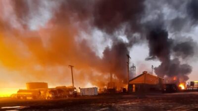 Etiquetas: explosión, incendio, Muertos, Neuquén, New American Oil, petróleo, Plaza Huincul, tragedia