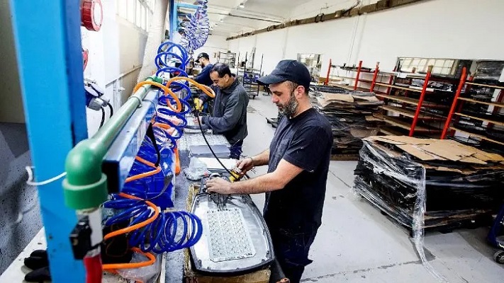 Unas 3.500 empresas prevén bajar producción por falta de insumos