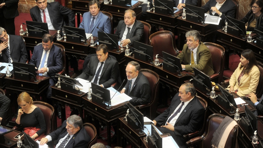 El oficialismo cruzó a la oposición en el Senado por sus críticas a Cristina