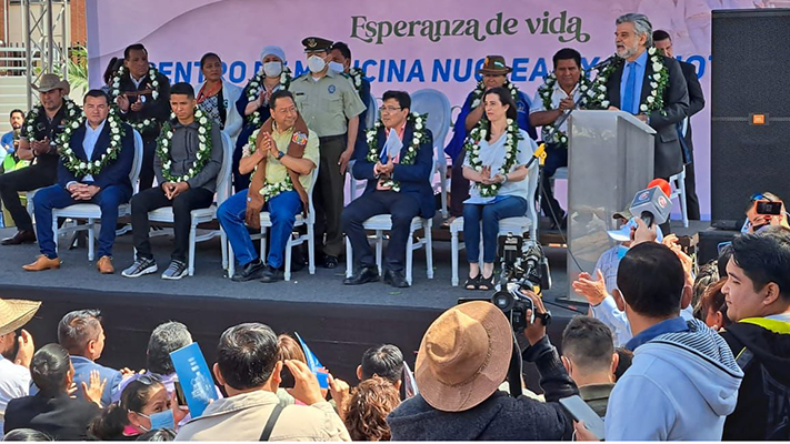 Inauguran centro nuclear con tecnología argentina en Bolivia