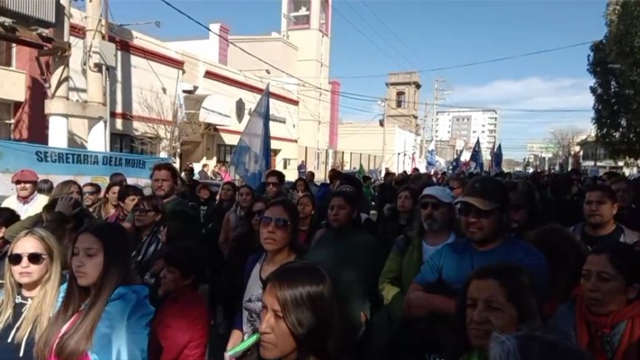 Movilización en Madryn en repudio al atentado a Cristina