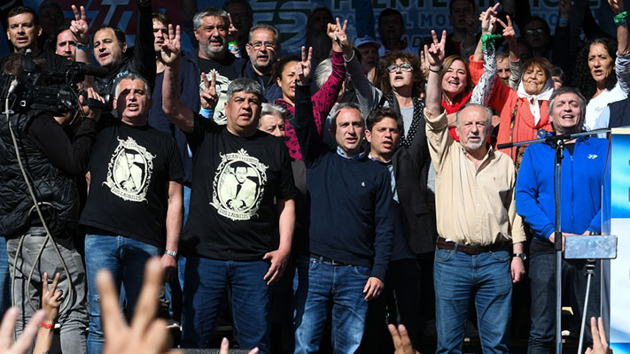 Día de la Lealtad: el kirchnerismo, Moyano y CTA en Plaza de Mayo