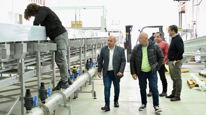 Sastre visitó la cooperativa de productos integrados de Gaiman