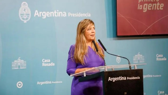 Gabriela Cerruti: «El dólar blue no es una preocupación para el Gobierno»