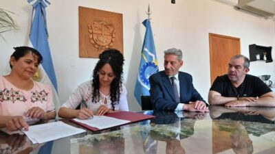 Arcioni firmó un convenio con la Asociación Amigos de la Orquesta del Barrio INTA