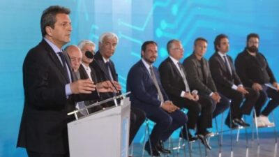 Massa anunció medidas en beneficio de la Economía del Conocimiento