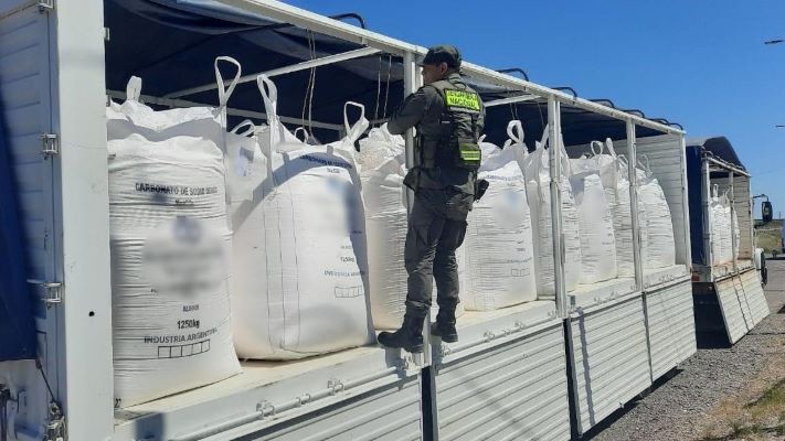 Secuestran 27.500 kilos de carbonato de sodio en Sierra Grande