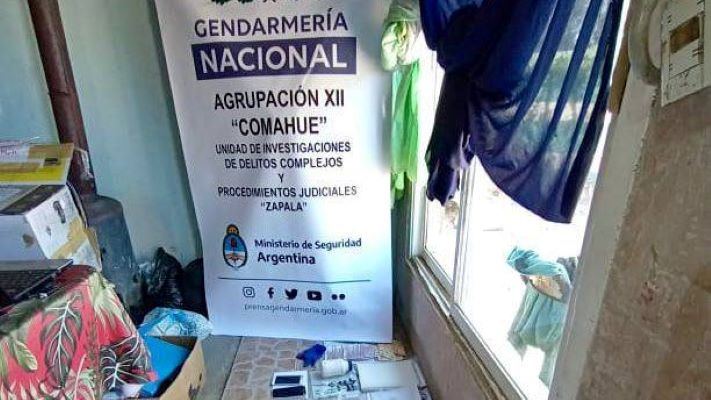 Gendarmería allano cinco inmuebles por una causa de narcotráfico