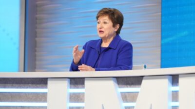 El FMI aprobó revisión del acuerdo y el desembolso inmediato de US$ 3.800 millones